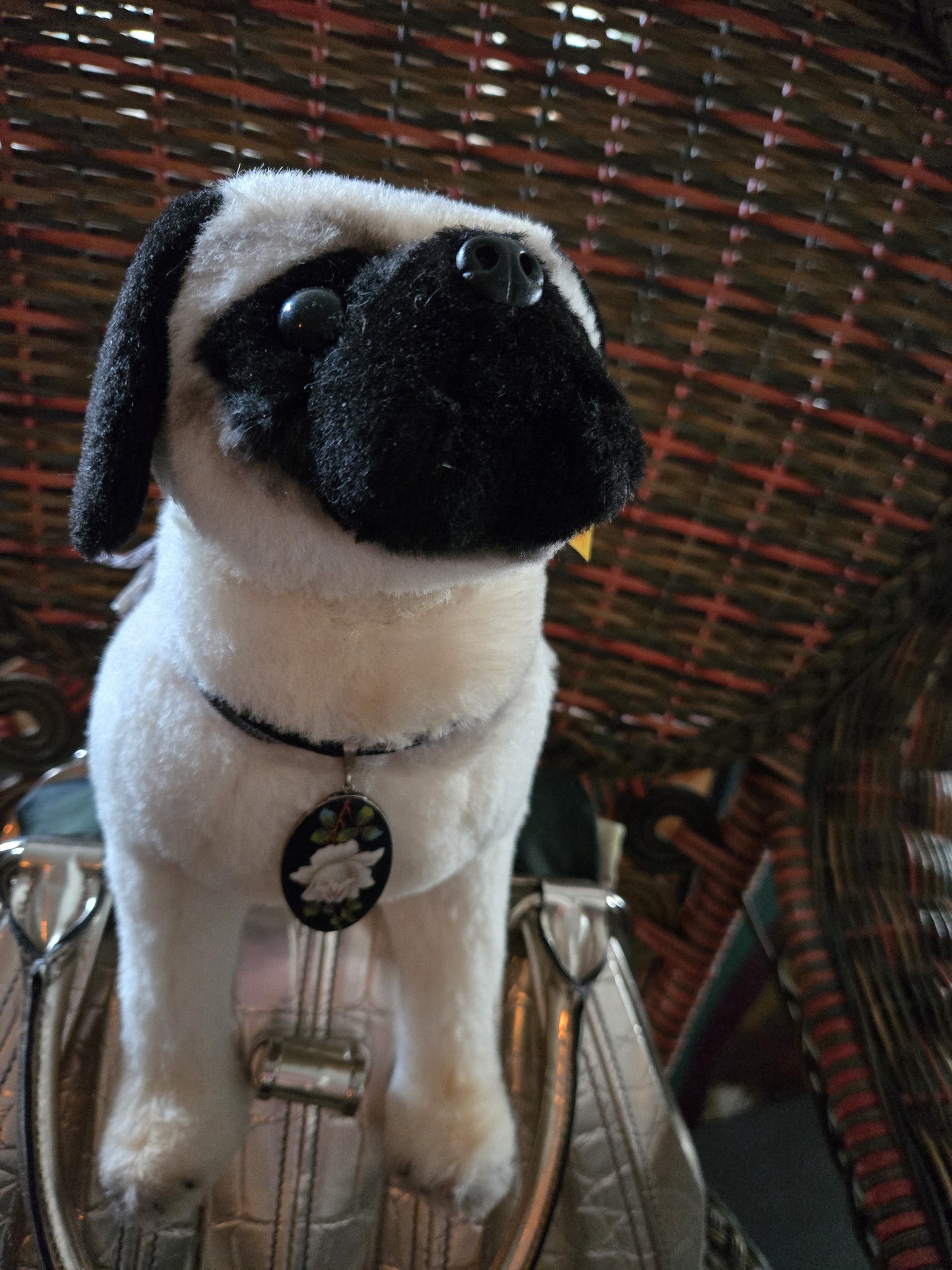 Afrohaare aus orangen Blüten